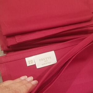 Frette Luxurious Crimson Fabric